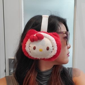 Hello Kitty earmuffs